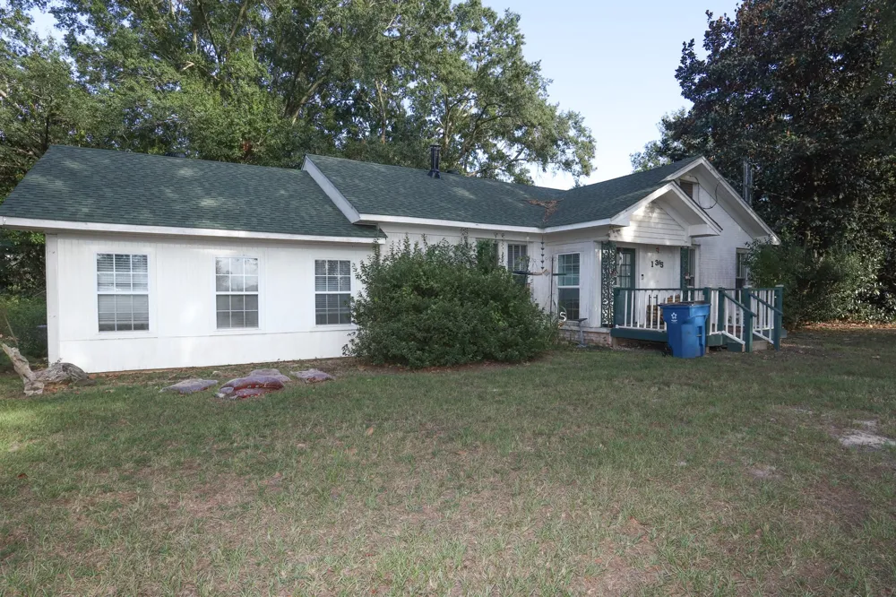 135 Sharp Davis Road Arcadia, LA 71001