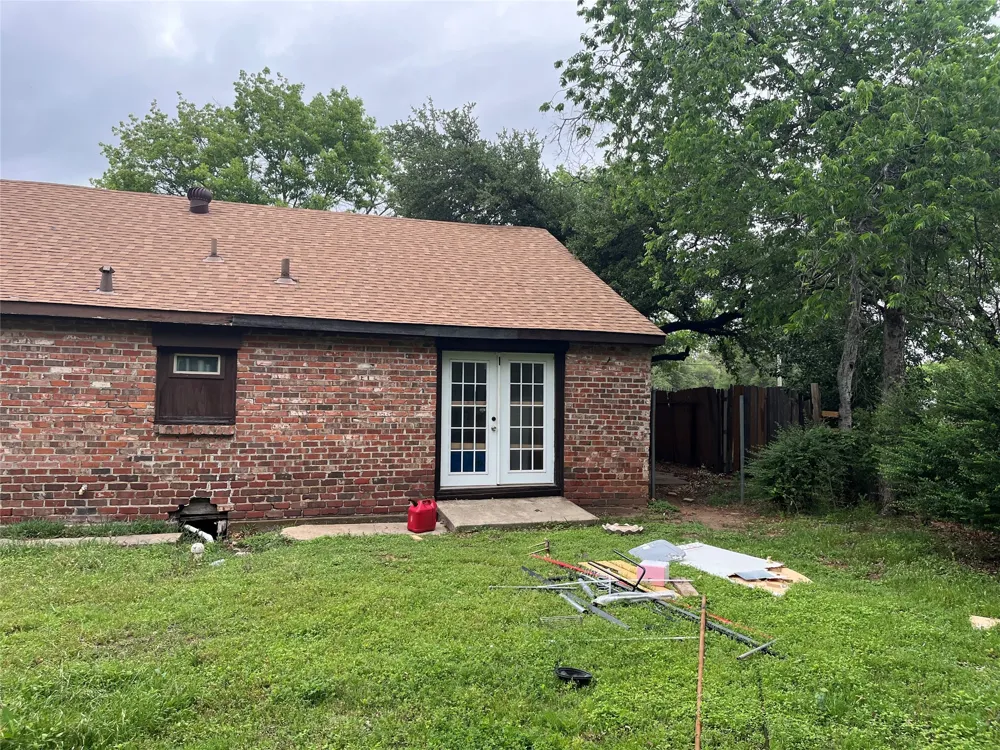 6921 Charbonneau Road Lake Worth, TX 76135
