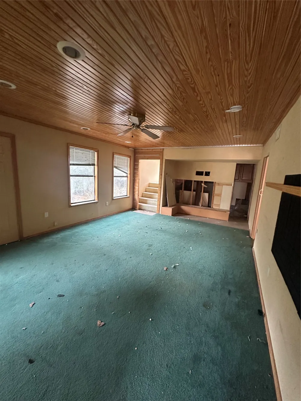 6921 Charbonneau Road Lake Worth, TX 76135