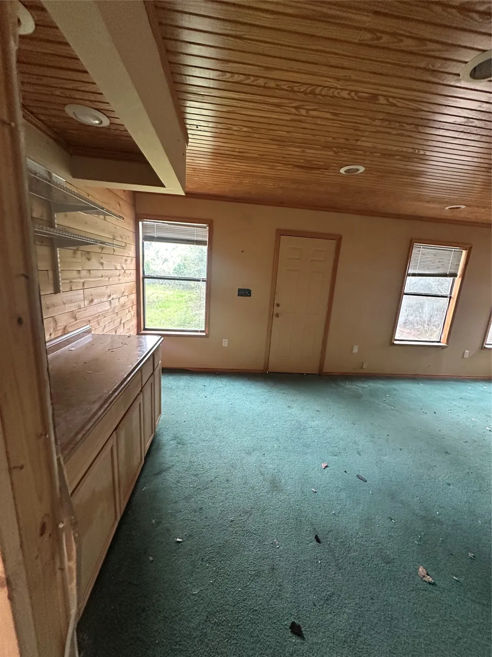 6921 Charbonneau Road Lake Worth, TX 76135