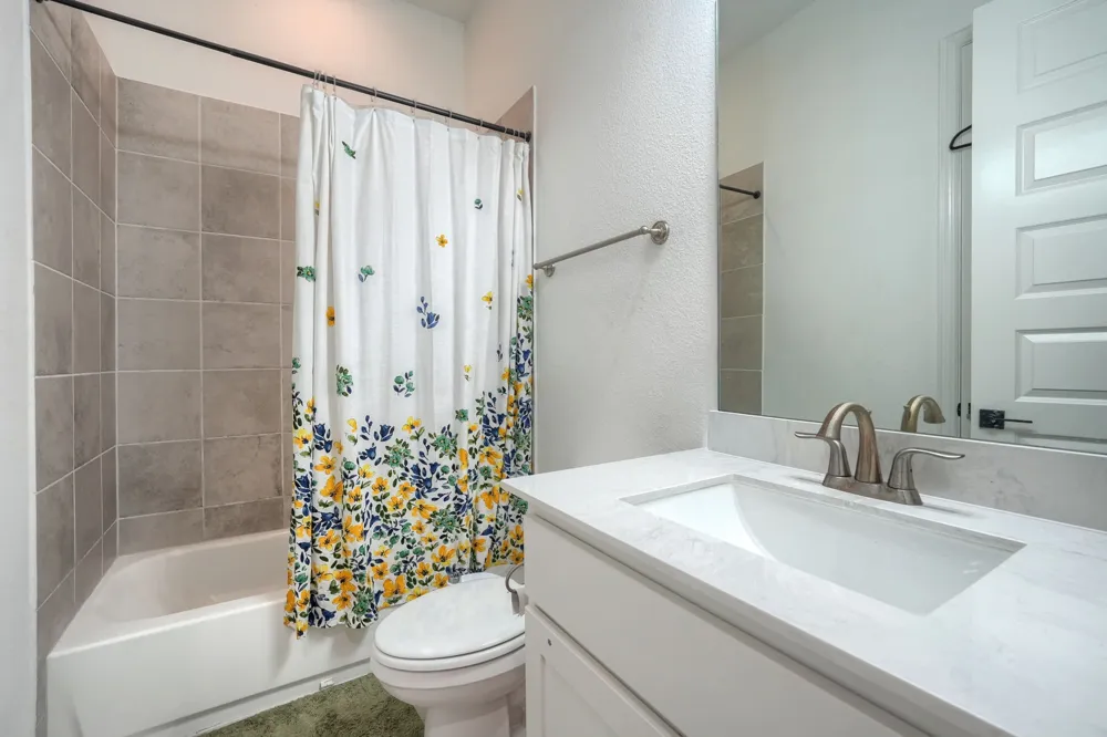 2532 Blackpool Court Celina, TX 75009