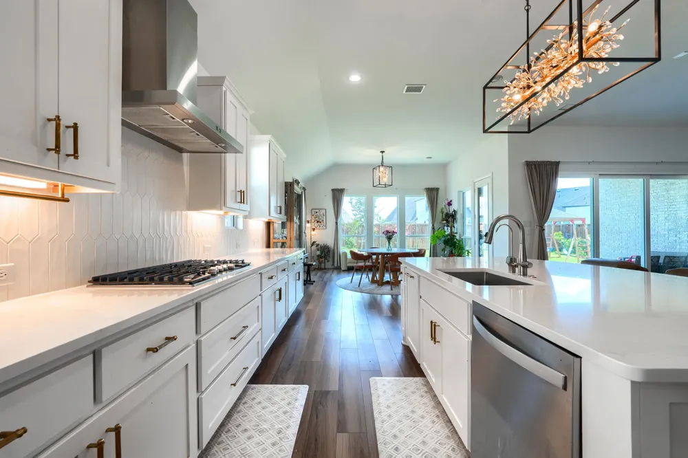 2532 Blackpool Court Celina, TX 75009