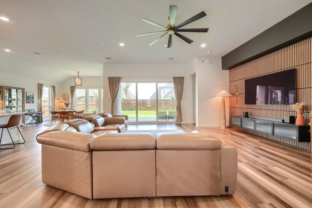 2532 Blackpool Court Celina, TX 75009