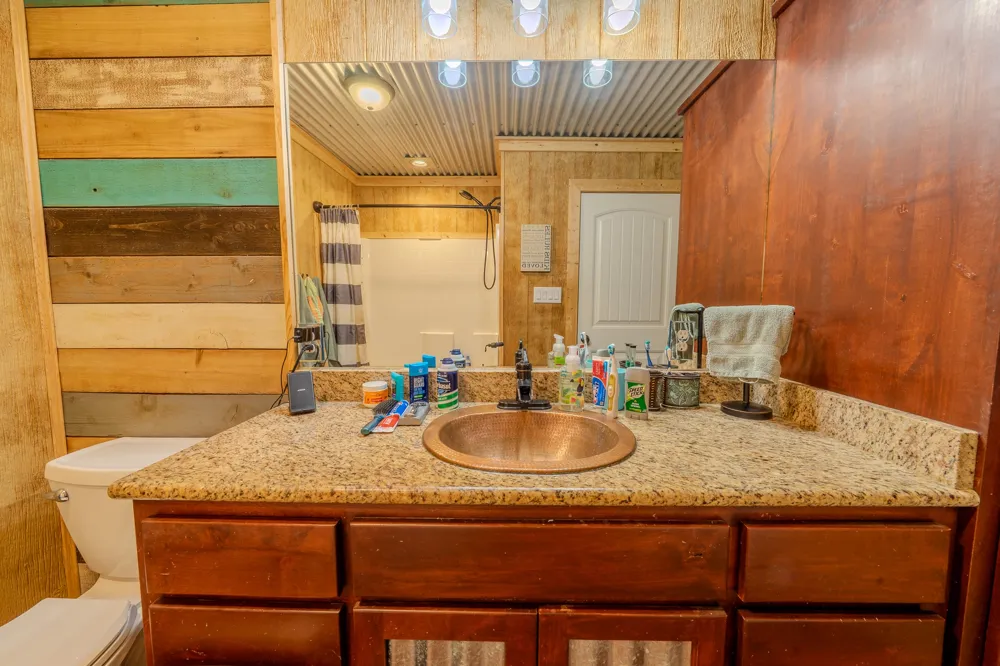 6942 US Highway 83 Ovalo, TX 79541