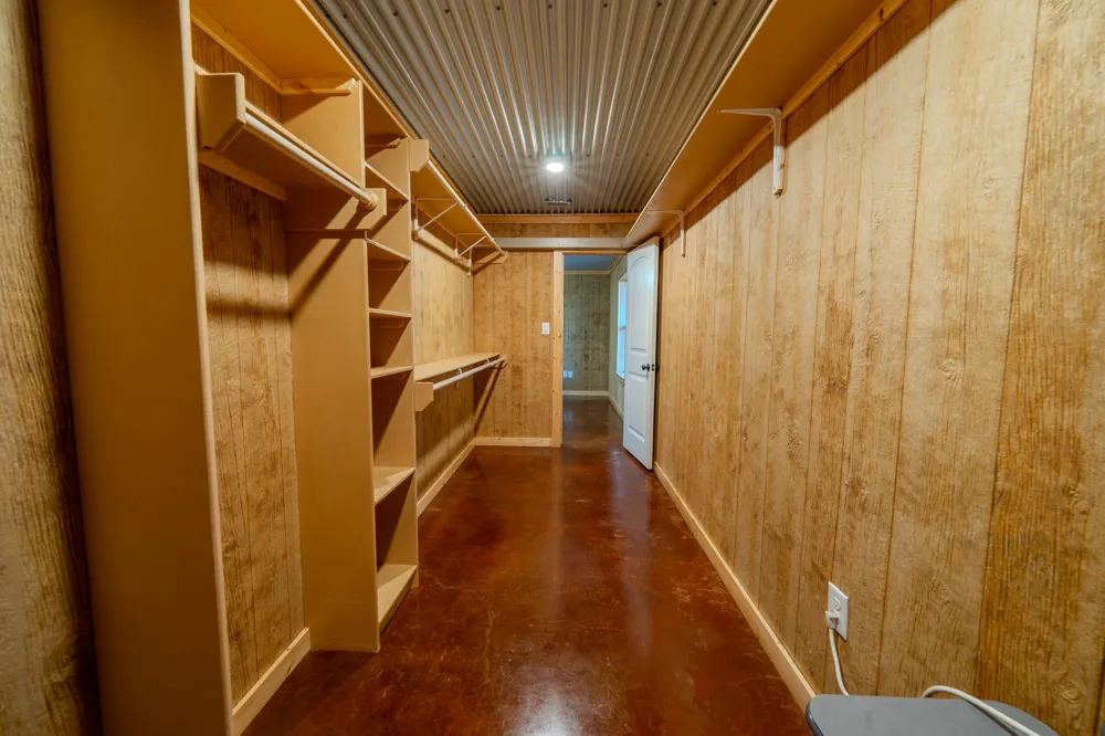 6942 US Highway 83 Ovalo, TX 79541