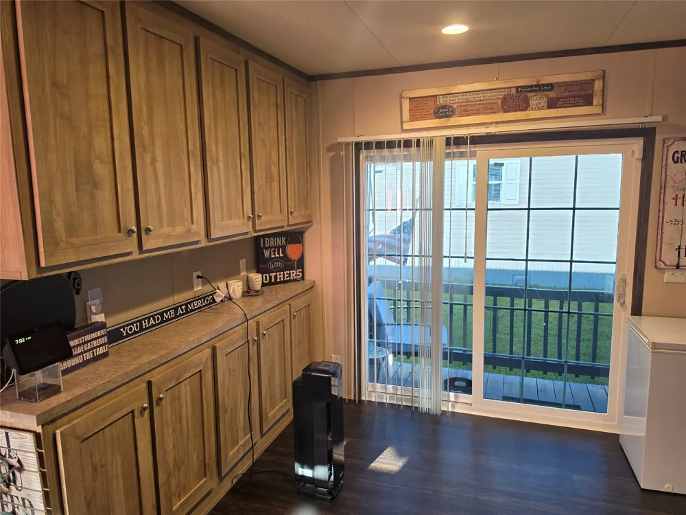215 Cannon Lane Knollwood, TX 75092