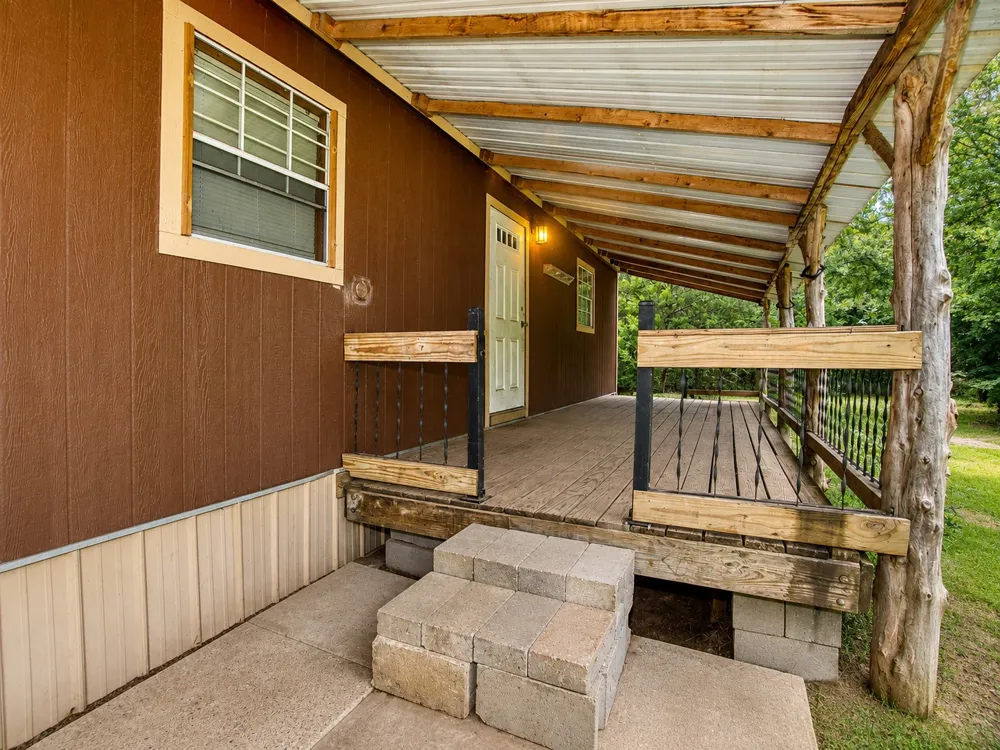 461924 E 1140 ROAD E Sallisaw, OK 74955