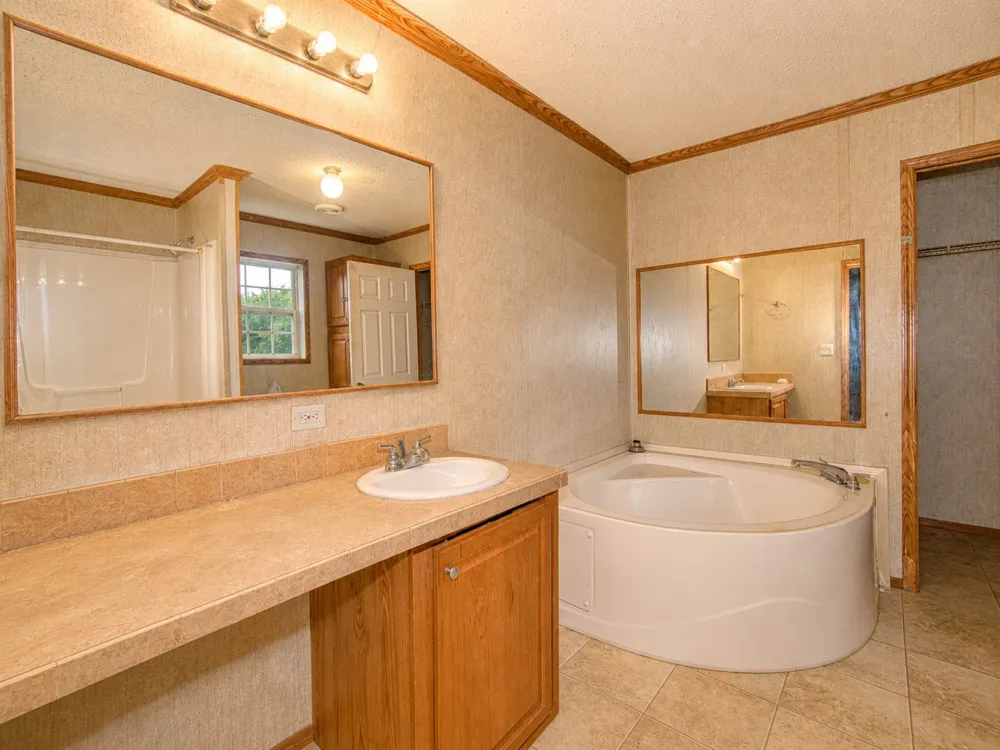 461924 E 1140 ROAD E Sallisaw, OK 74955