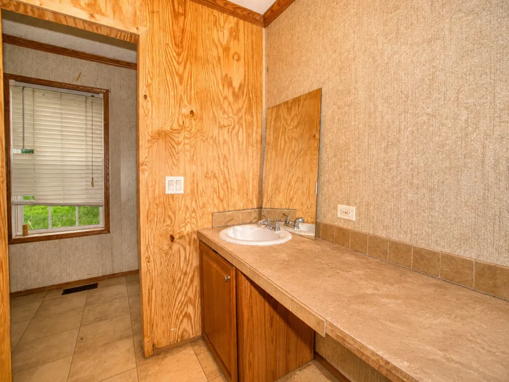 461924 E 1140 ROAD E Sallisaw, OK 74955