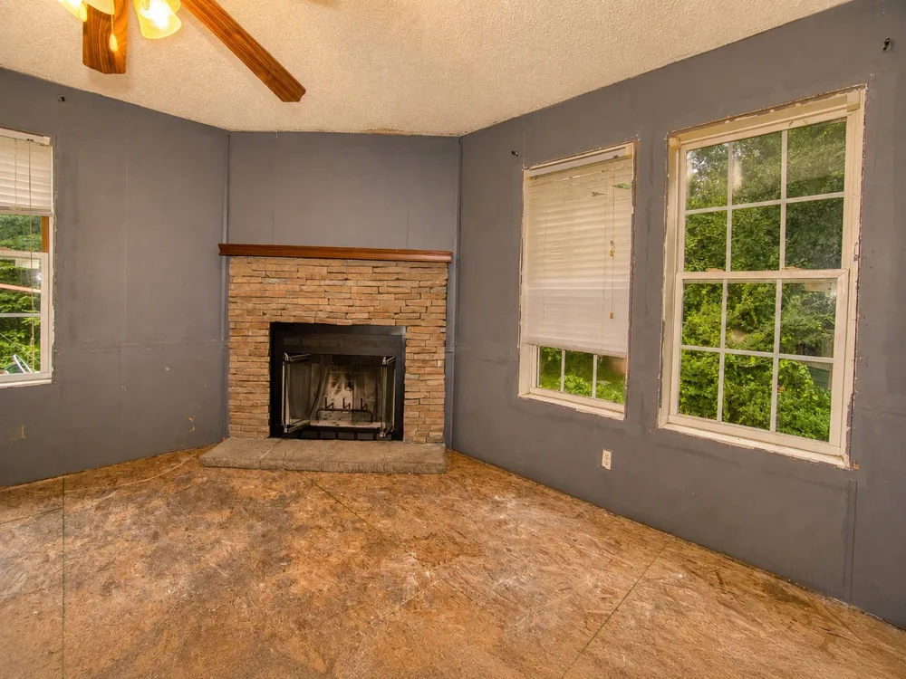 461924 E 1140 ROAD E Sallisaw, OK 74955