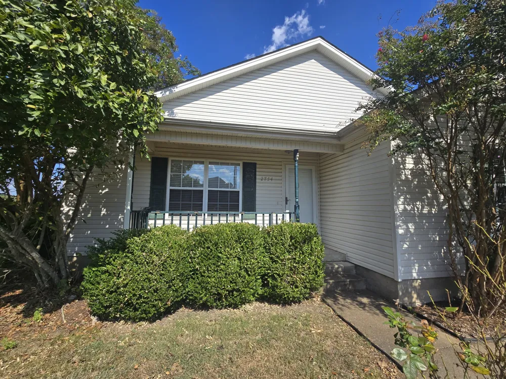 2754 Belle Meade Pl Columbia, TN 38401