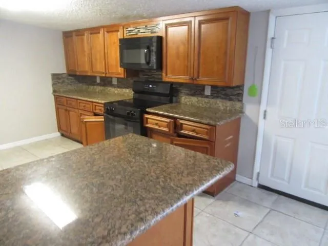 4923 CRESTHILL DRIVE Tampa, FL 33615