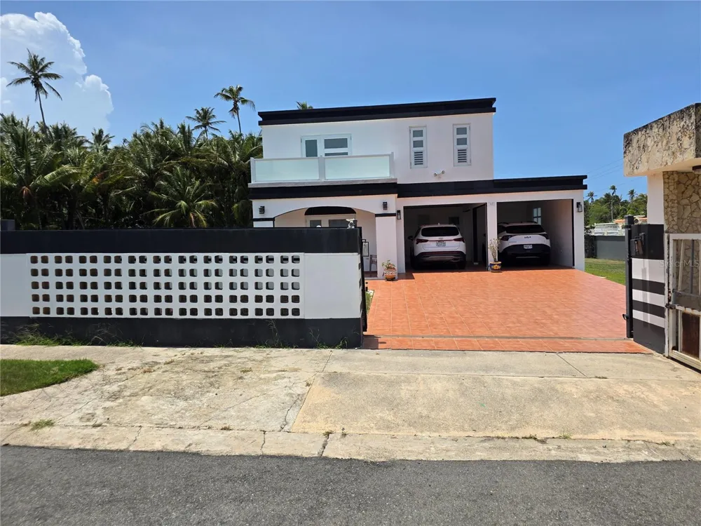 6690 ALBACORA Vega Alta, PR 00692