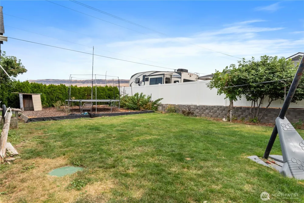 7 S Roland Avenue East Wenatchee, WA 98802
