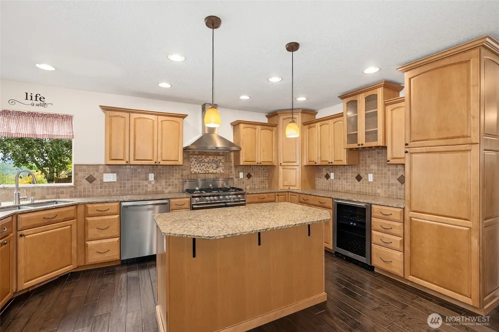 298 SE Winchester Hill Drive Chehalis, WA 98532