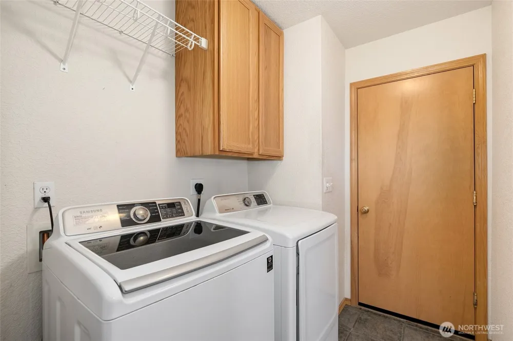 298 SE Winchester Hill Drive Chehalis, WA 98532