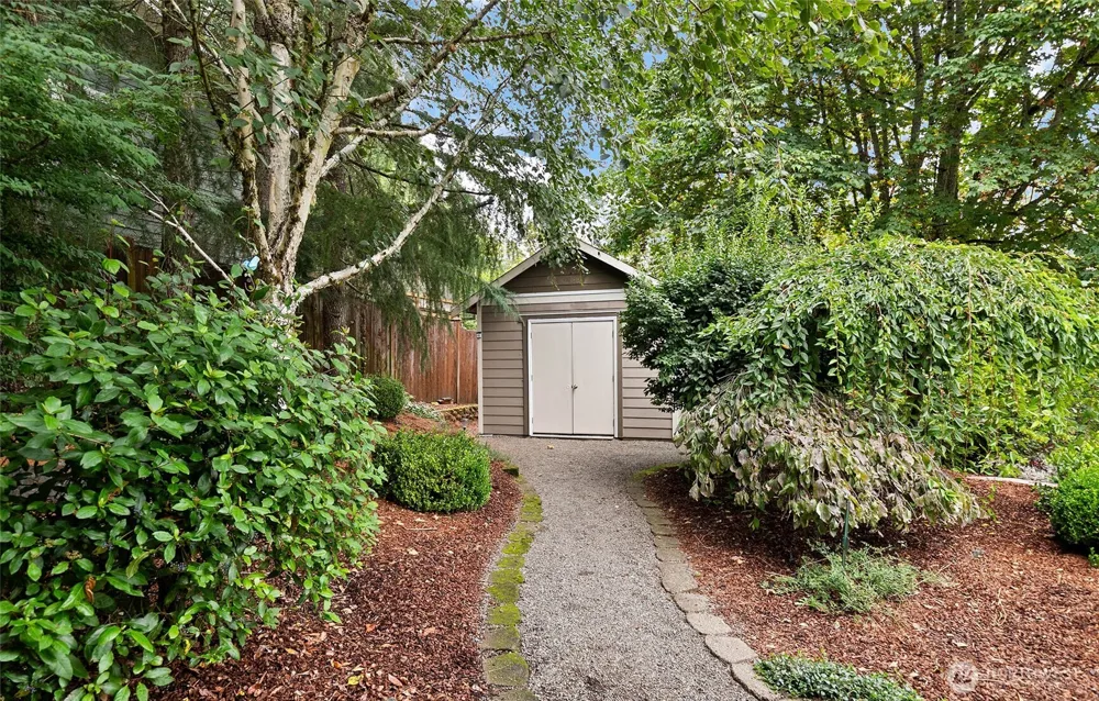 298 SE Winchester Hill Drive Chehalis, WA 98532