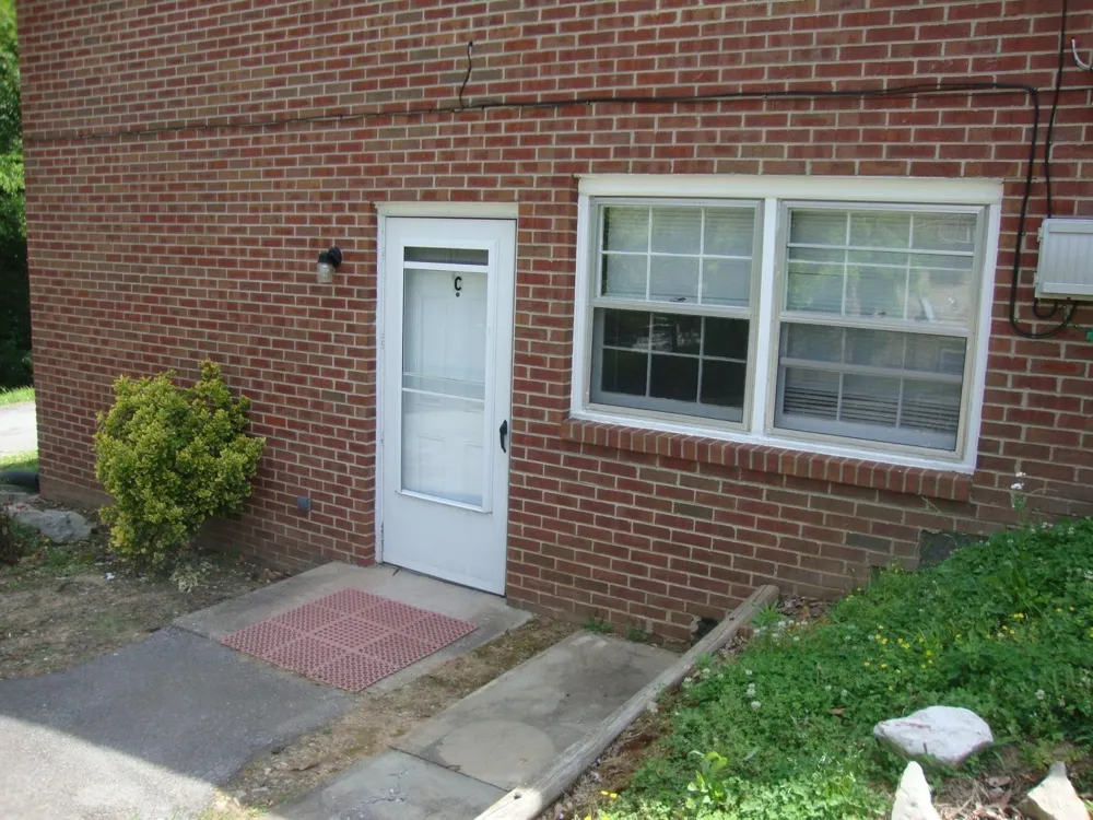 85 Lawn St #C Clarksville, TN 37040