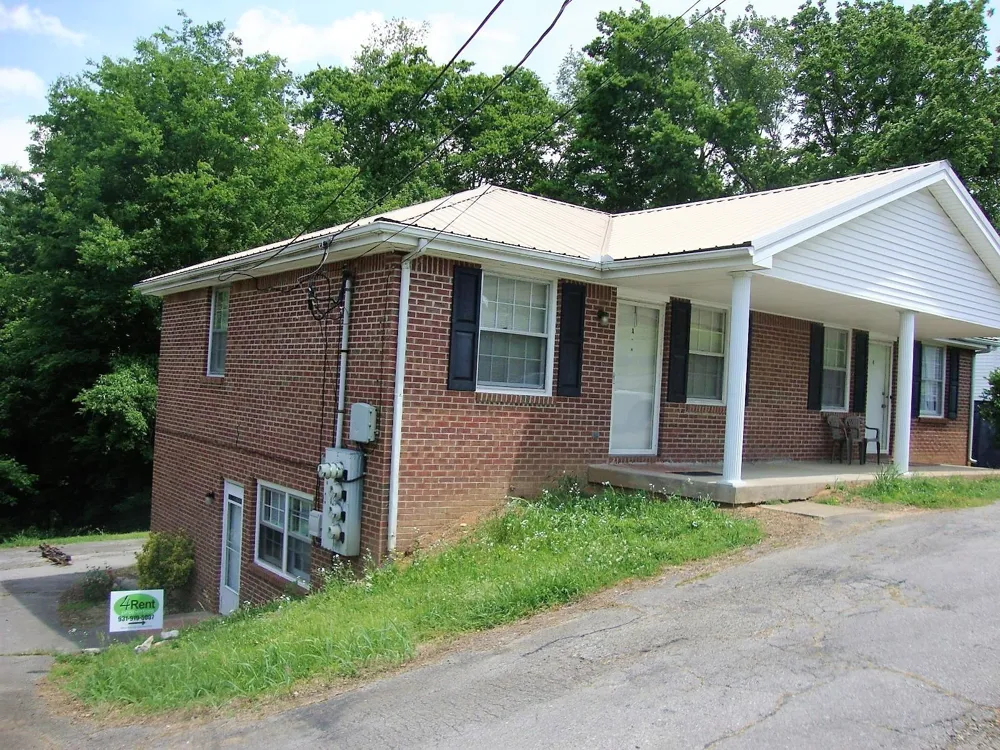 85 Lawn St #C Clarksville, TN 37040