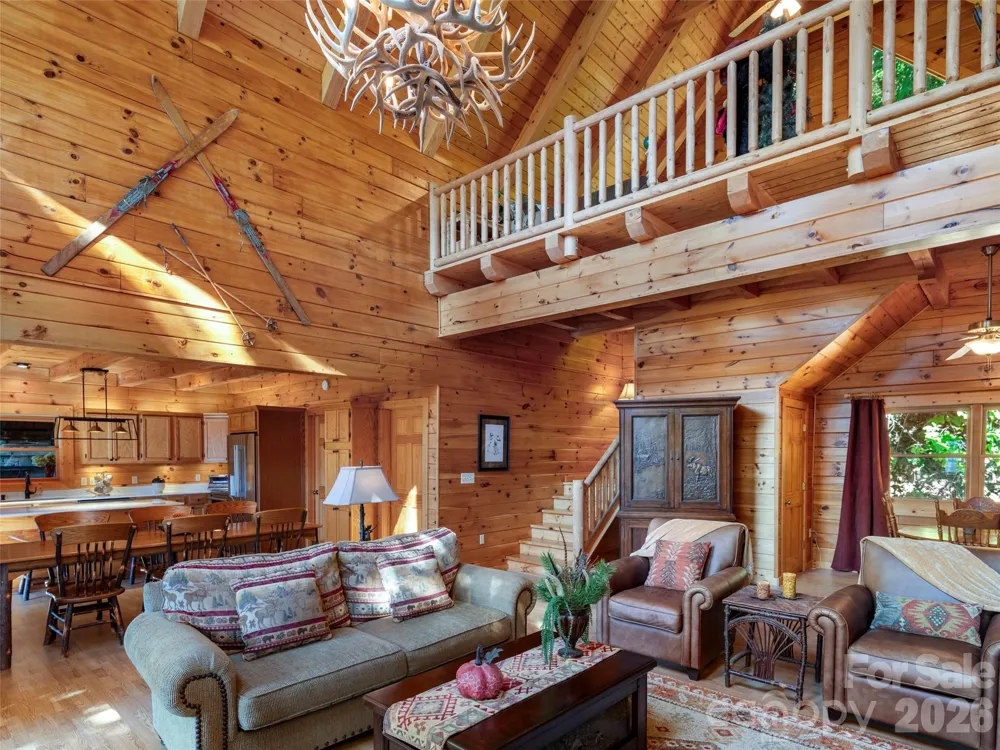 10 Cougar Lane Maggie Valley, NC 28751