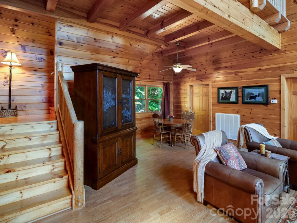 10 Cougar Lane Maggie Valley, NC 28751