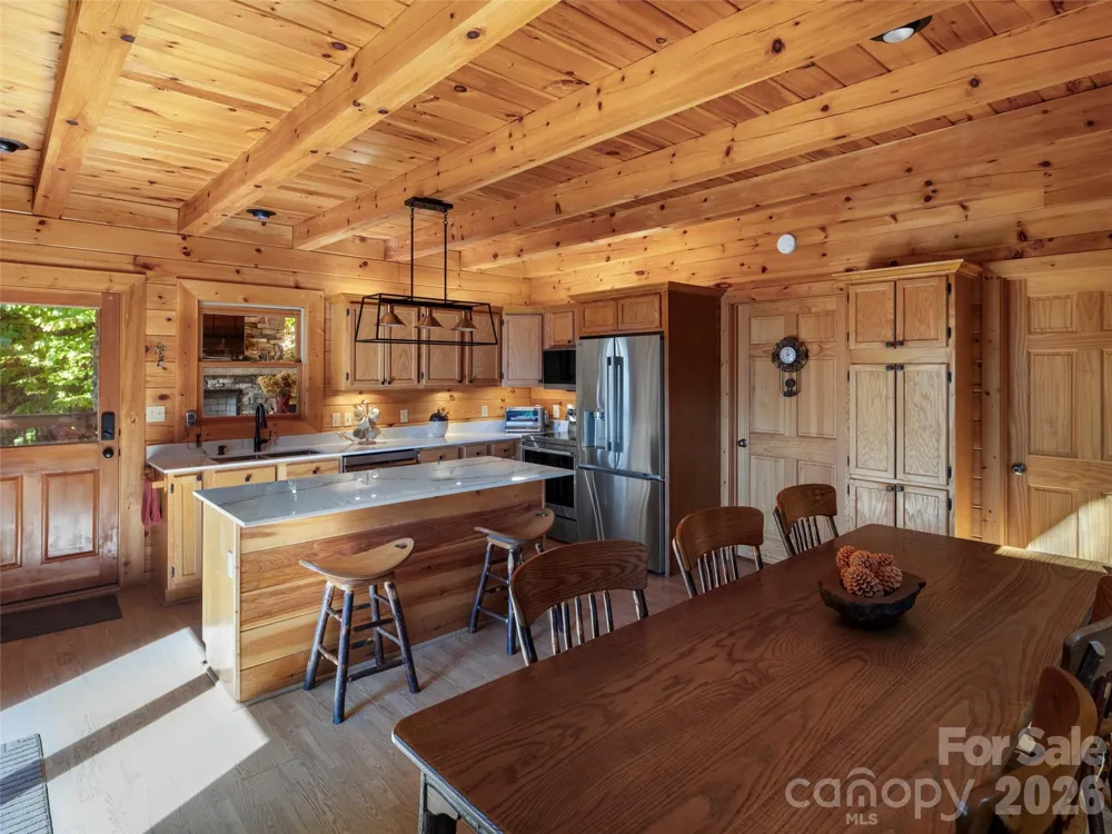 10 Cougar Lane Maggie Valley, NC 28751