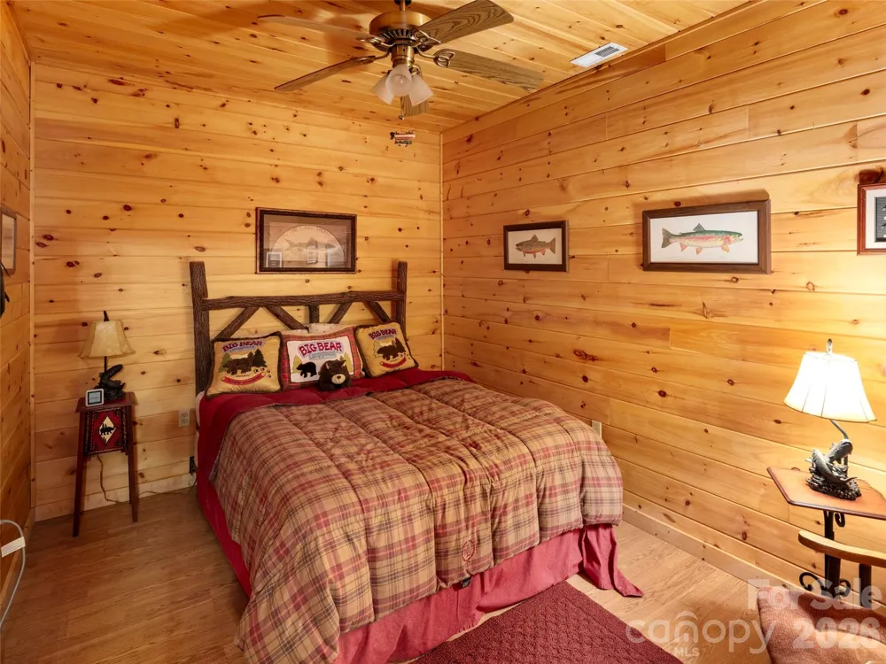 10 Cougar Lane Maggie Valley, NC 28751