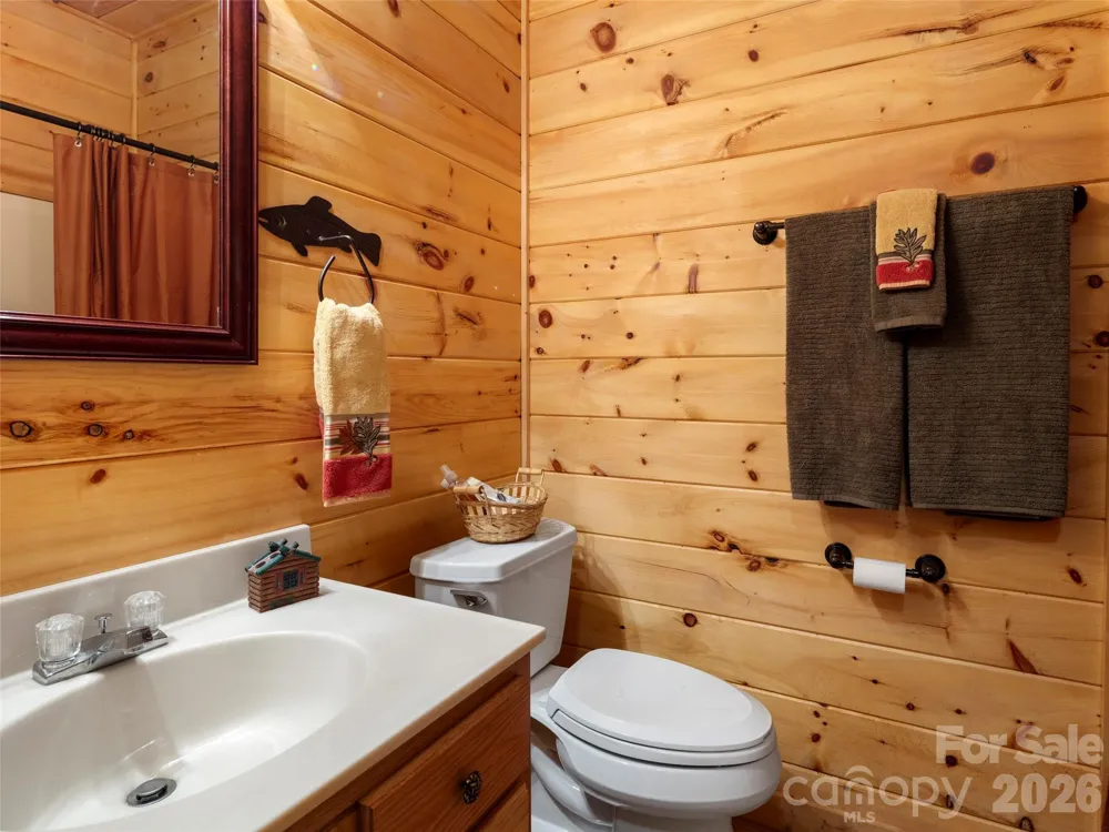 10 Cougar Lane Maggie Valley, NC 28751