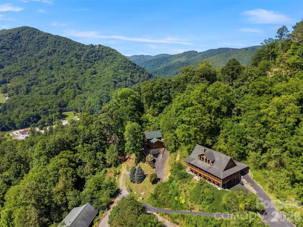10 Cougar Lane Maggie Valley, NC 28751