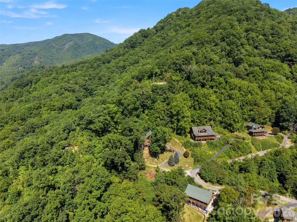 10 Cougar Lane Maggie Valley, NC 28751
