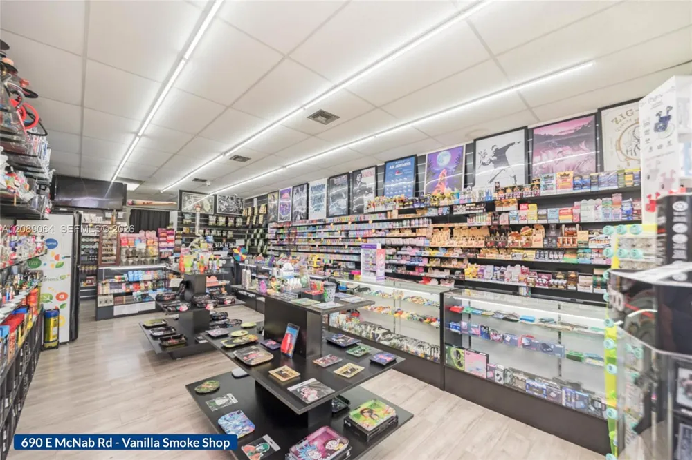 690 E Mcnab Rd Pompano Beach, FL 33060