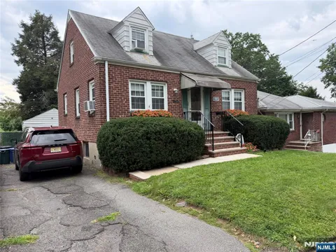 72 Fairview Avenue