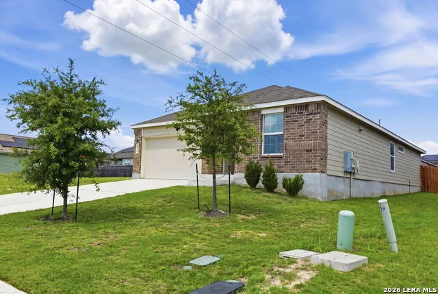 2509 Arctic Warbler New Braunfels, TX 78130