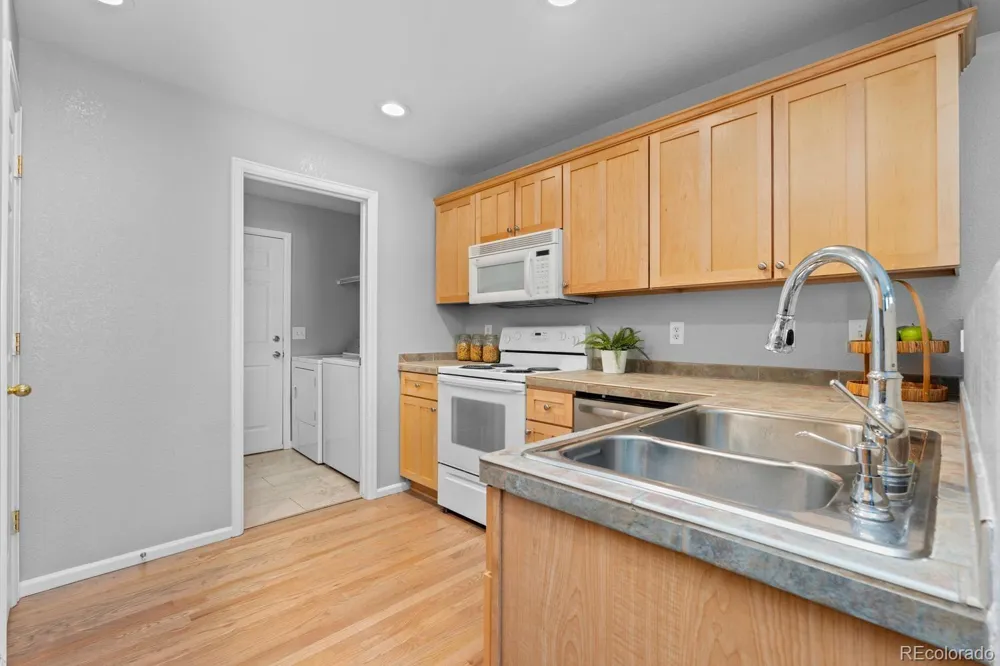 8019 S Kittredge Court Englewood, CO 80112
