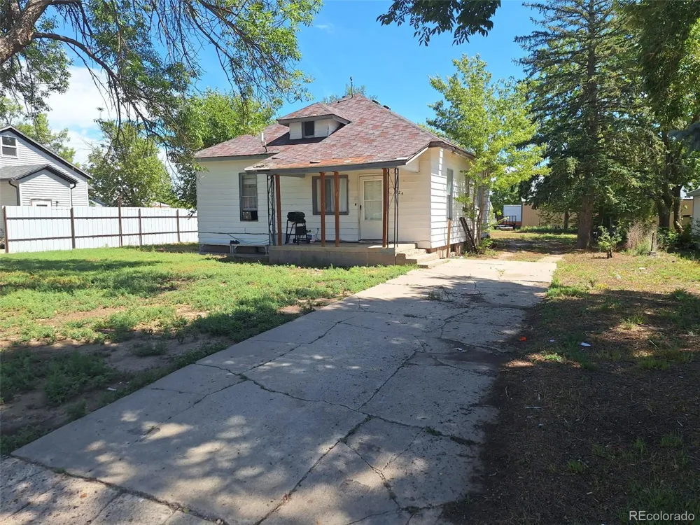 324 9th Street Burlington, CO 80807