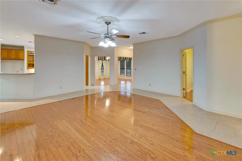 192 Huron Street Victoria, TX 77905