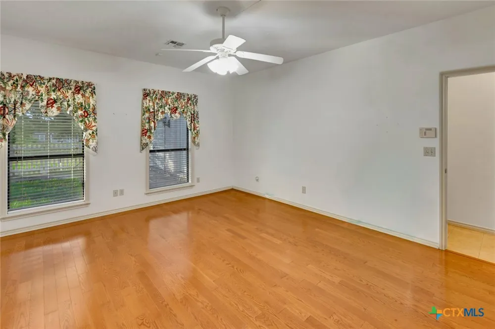 192 Huron Street Victoria, TX 77905