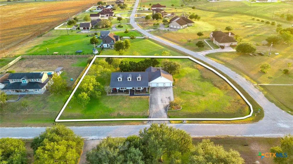 192 Huron Street Victoria, TX 77905