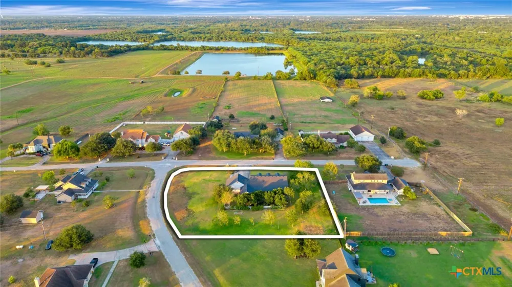 192 Huron Street Victoria, TX 77905