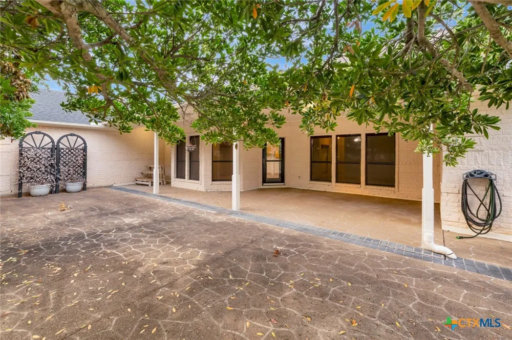 192 Huron Street Victoria, TX 77905