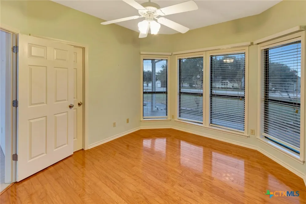192 Huron Street Victoria, TX 77905
