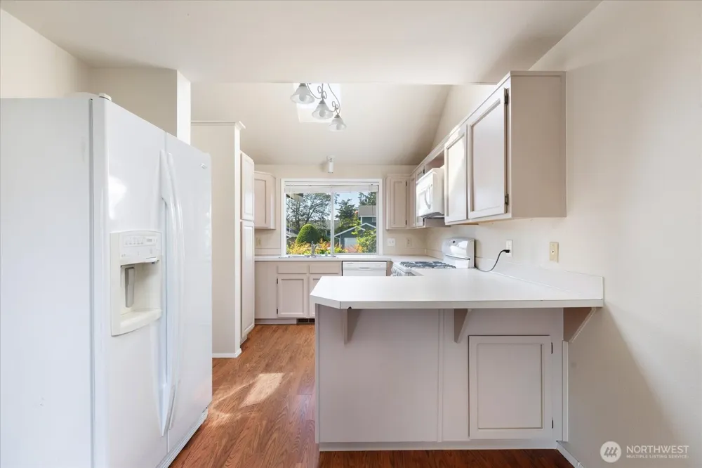 280 Nunan Loop #2 Oak Harbor, WA 98277