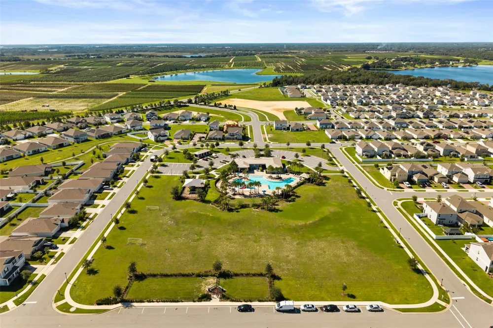 7104 DILLY LAKE AVENUE Groveland, FL 34736