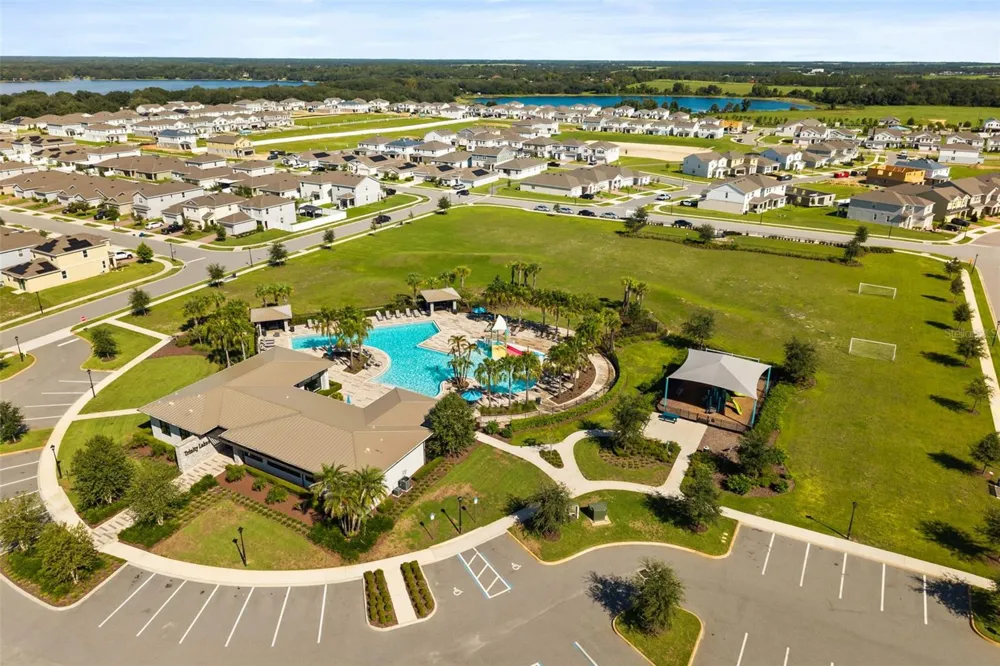 7104 DILLY LAKE AVENUE Groveland, FL 34736