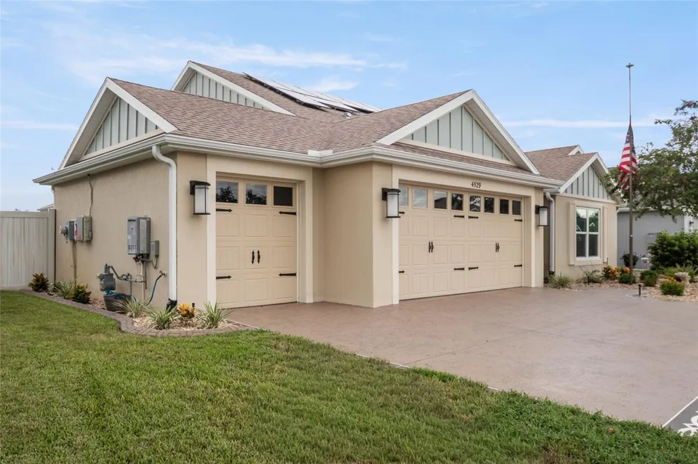 4529 SAMANTHA COURT The Villages, FL 32163
