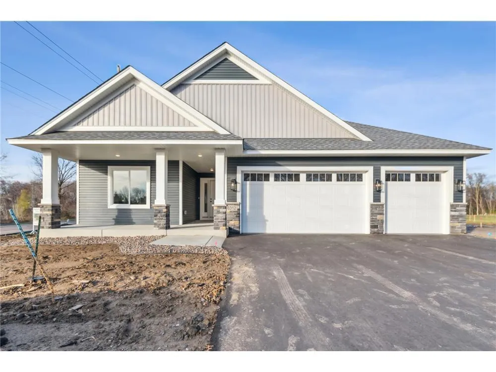 6358 Goodwin Lane Wyoming, MN 55092