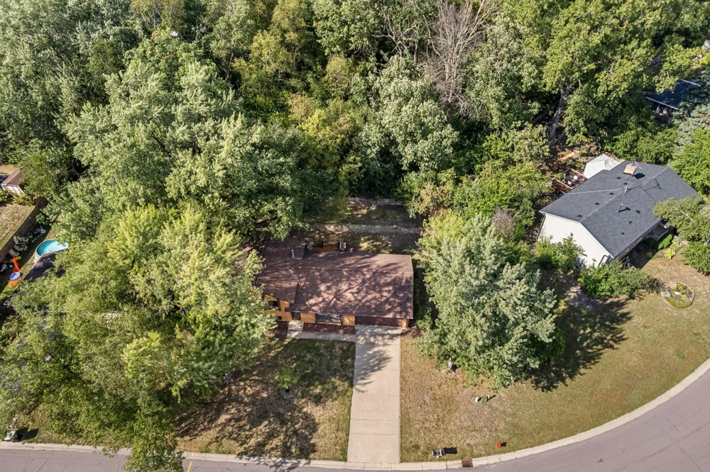 13045 Eveleth Avenue Apple Valley, MN 55124