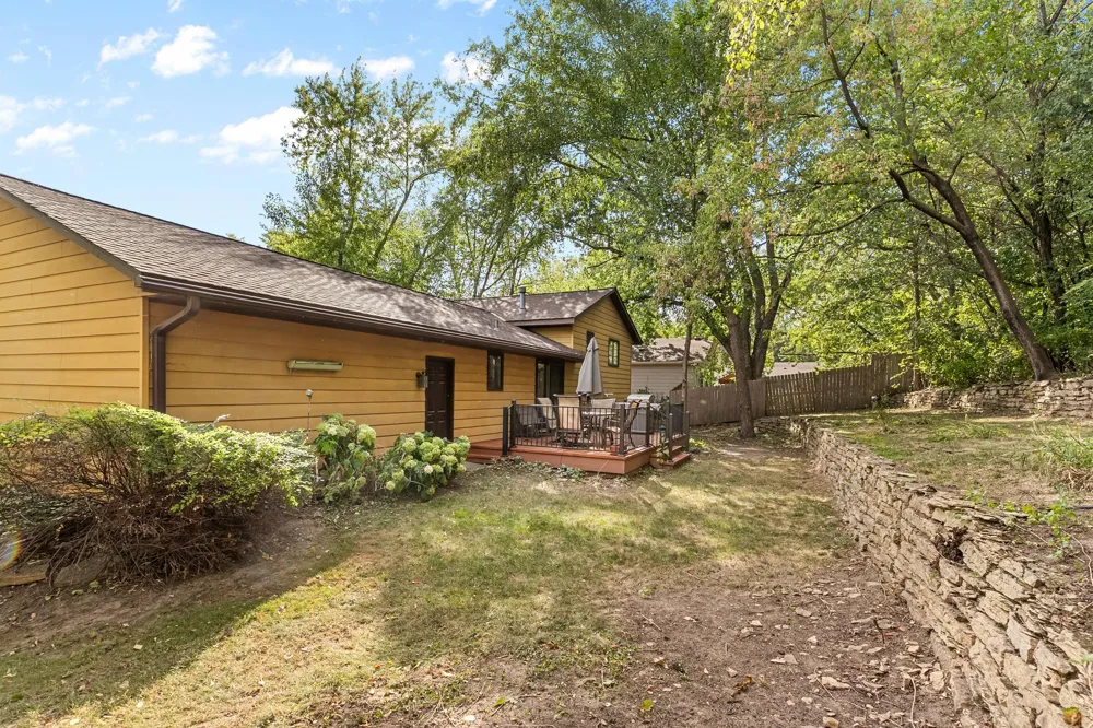 13045 Eveleth Avenue Apple Valley, MN 55124
