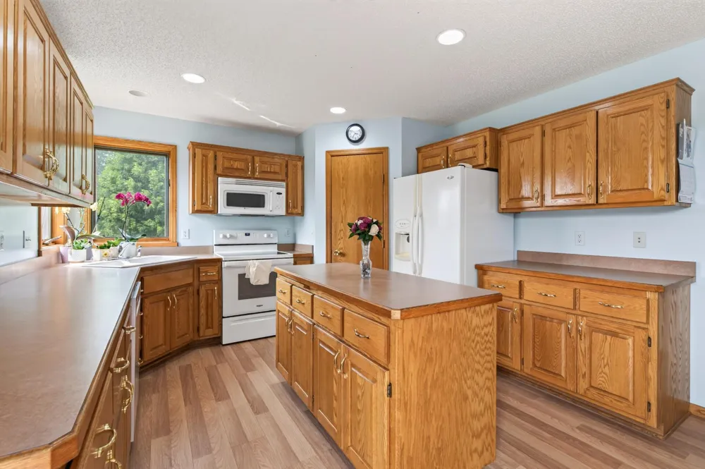 19408 Albany Court NW Elk River, MN 55330