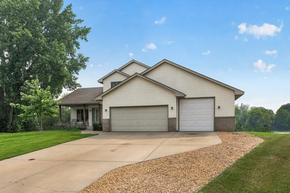 19408 Albany Court NW Elk River, MN 55330